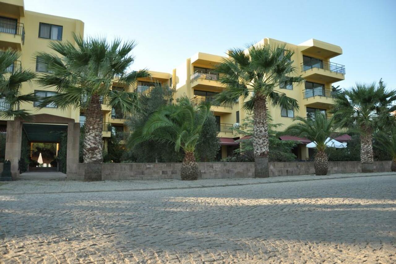 Palm Court Suites Ayvalı Exteriér fotografie