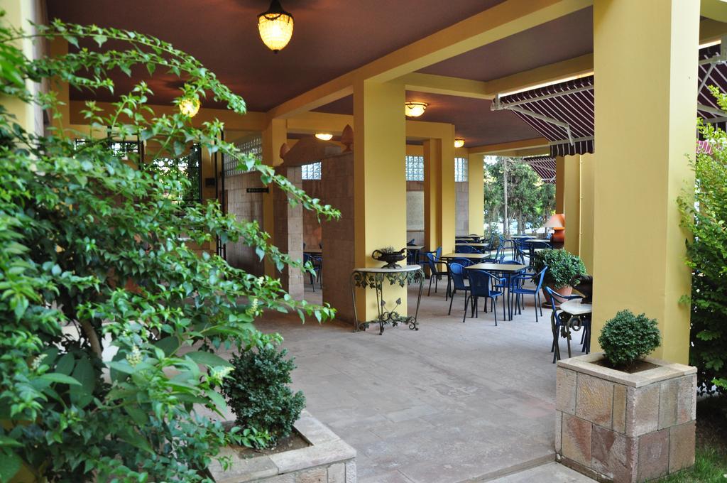 Palm Court Suites Ayvalı Exteriér fotografie