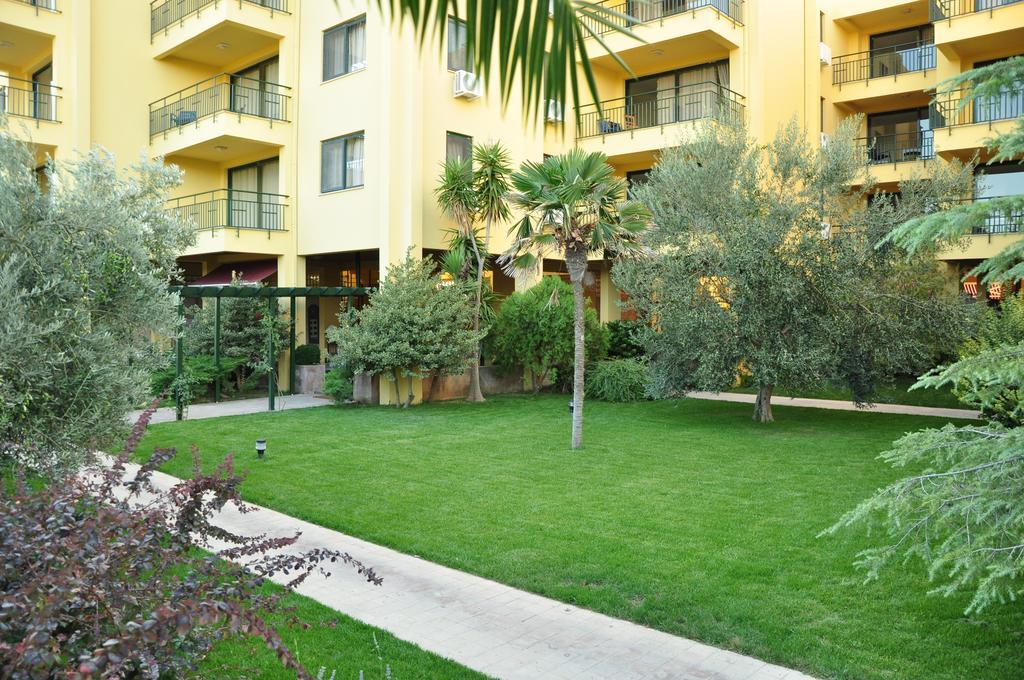 Palm Court Suites Ayvalı Exteriér fotografie